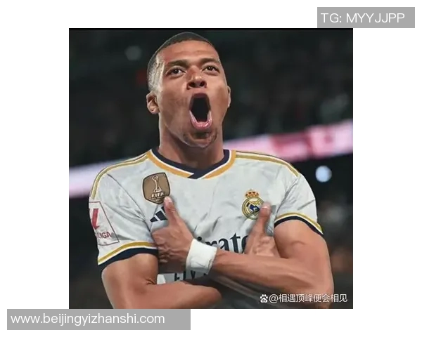 皇马17号足球明星的辉煌历程与未来展望解析